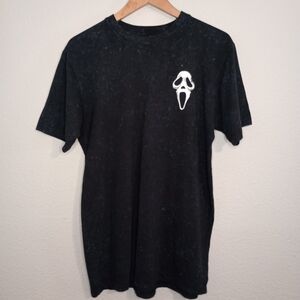 Scream Ghost Face slasher New York horror movie graphic tee